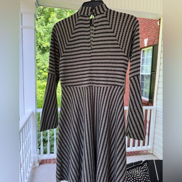 Uncle Frank Black & Brown A-Line Dress with Mandarin Collar and Flare Sleeves XS - Picture 1 of 7